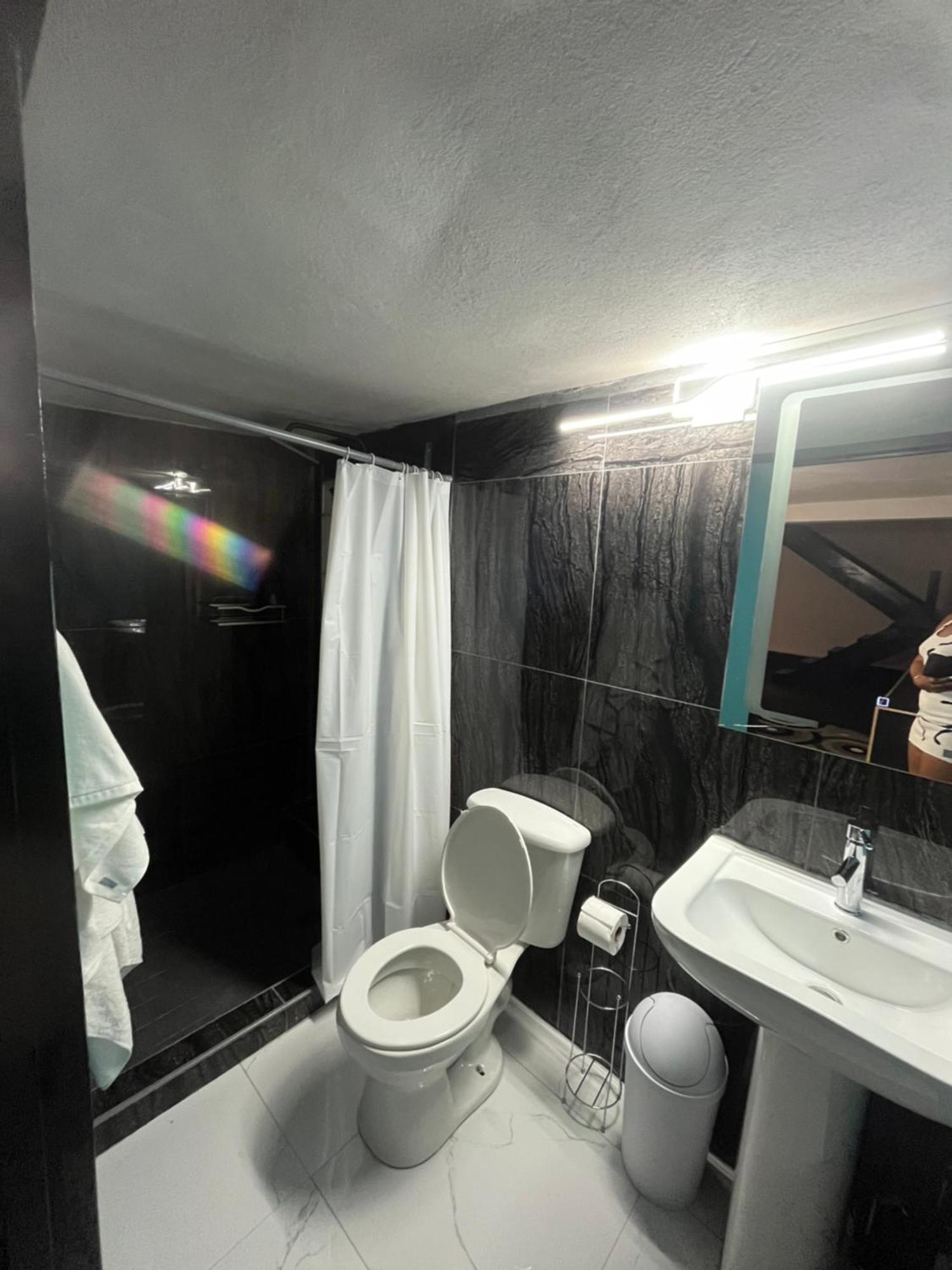 Отель Beresford Boutique Кингстон Экстерьер фото